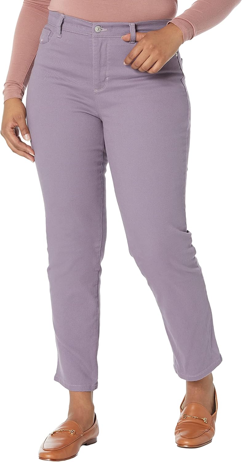 Gloria Vanderbilt Amanda classic tapered jeans on a model, color option 44 of 88