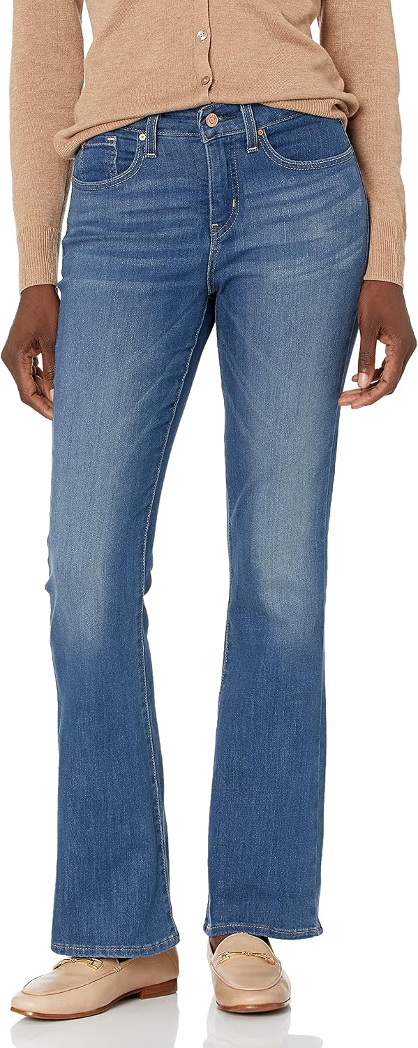 Levi Strauss Signature Gold Totally Shaping bootcut jeans in a medium blue wash, front view